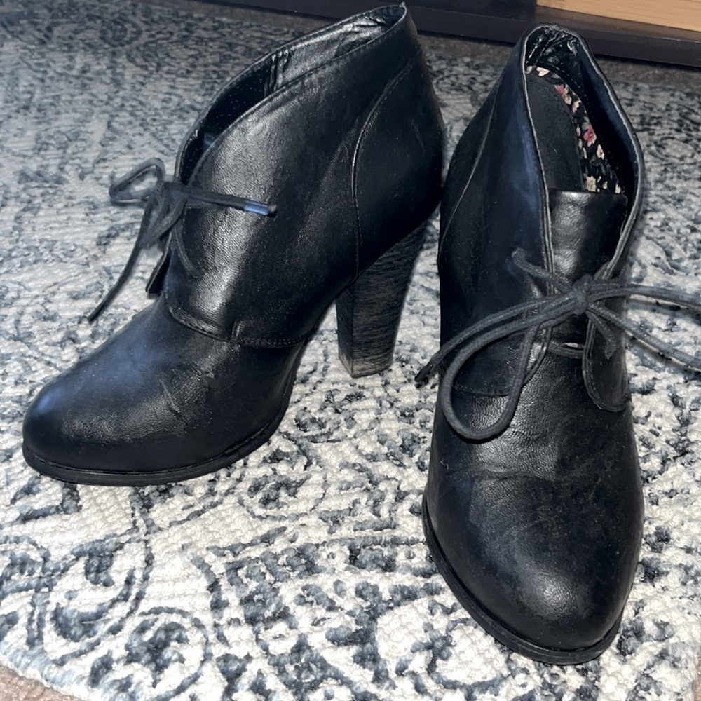 Torrid boot heeled 7Wide